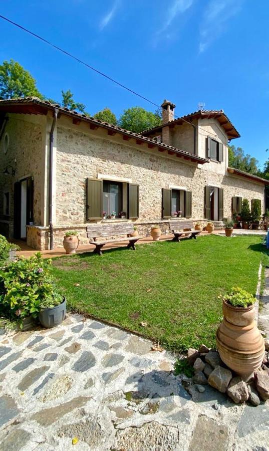 Spacious House In Ogassa With Terrace And Bbq Esterno foto