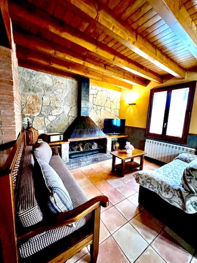 Spacious House In Ogassa With Terrace And Bbq Esterno foto