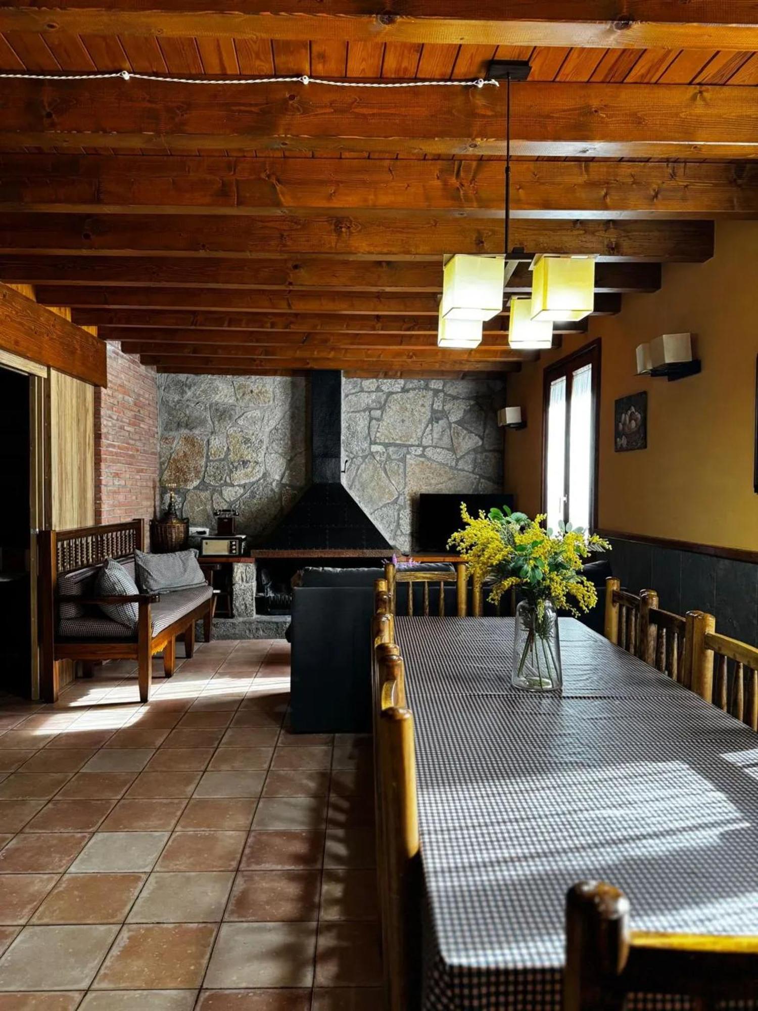 Spacious House In Ogassa With Terrace And Bbq Esterno foto