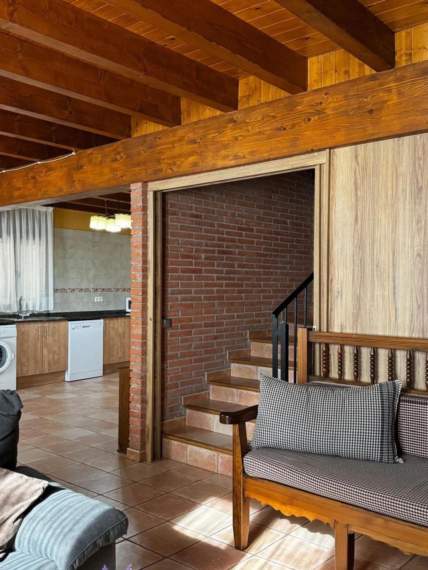 Spacious House In Ogassa With Terrace And Bbq Esterno foto